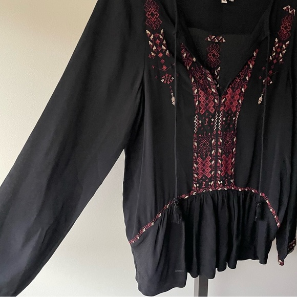 Noa Noa Boho Tassel Front Tie Blouse Top Black Red Embroidered Size 36 Small - Picture 5 of 8
